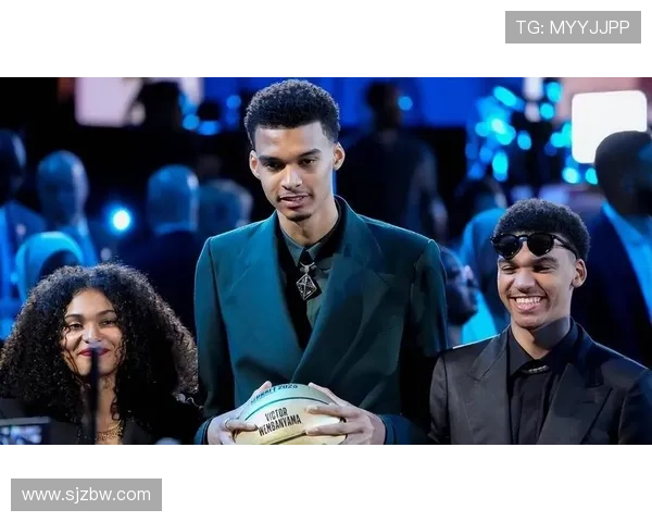 知识分子约基奇再问文班带书否